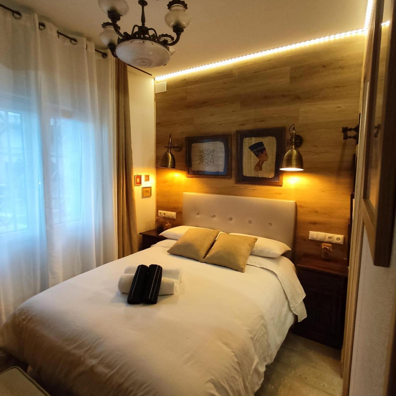 Private Rooms Barcellona Esterno foto